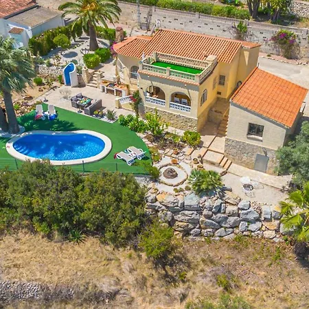 Sabine - Plusholidays