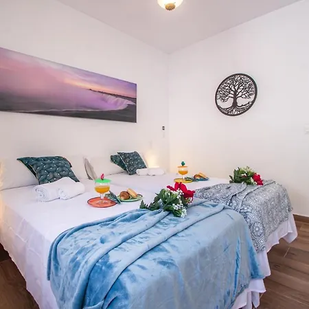 Sabine - Plusholidays 卡尔佩