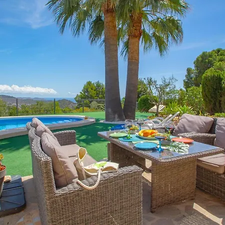 Sabine - Plusholidays * 卡尔佩