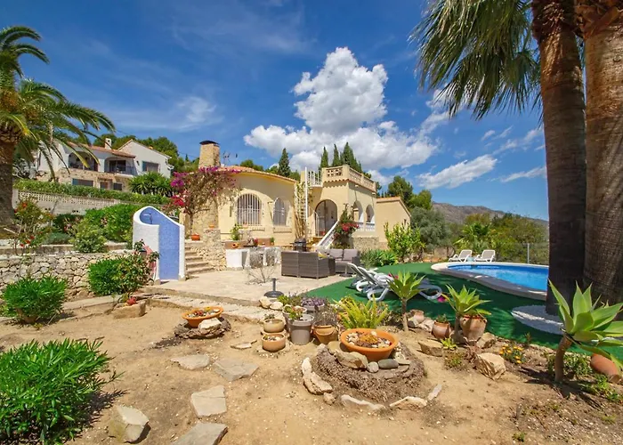 Sabine - Plusholidays Villa Calp