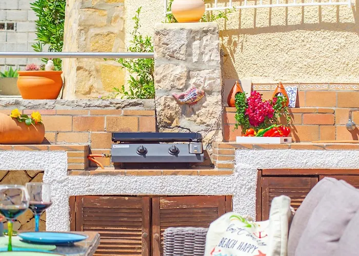 Sabine - Plusholidays Calp